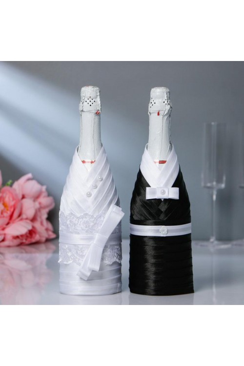 Костюмы на шампанское Жених и Невеста (чёрно-белые)
