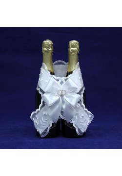 Украшение на шампанское "Кружевница" (белый)